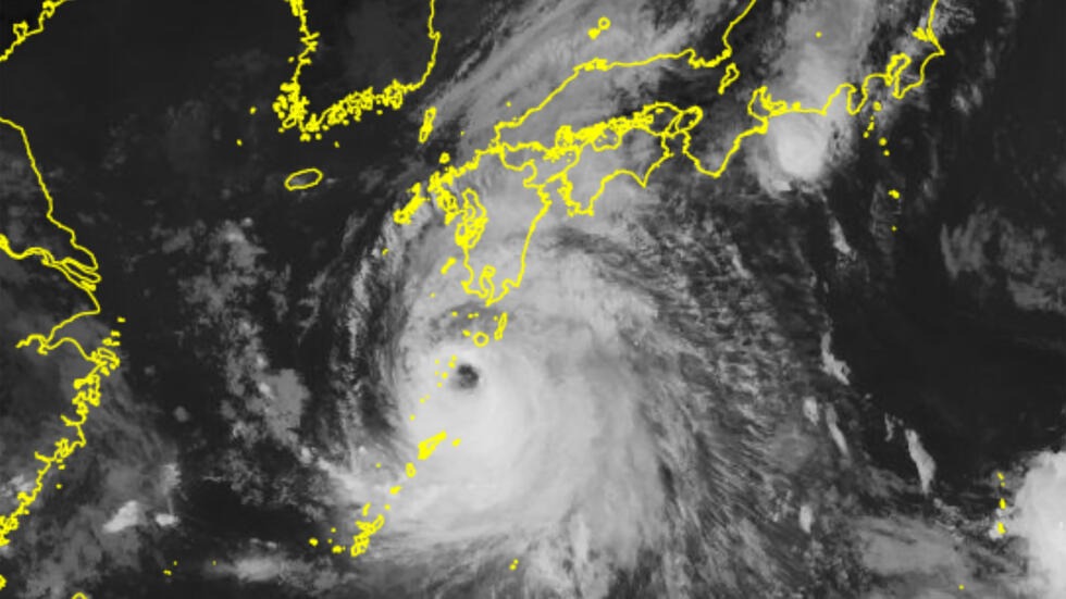 Tajfun Shanshan izazvao rekordne kiše u Japanu, poginulo šest osoba