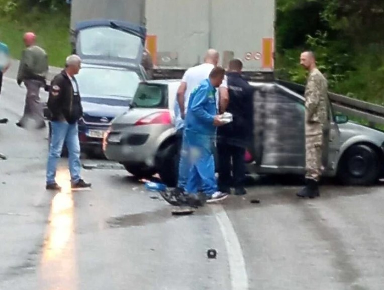 Teška nesreća kod Pala: Pet osoba povrijeđeno, među njima i djeca