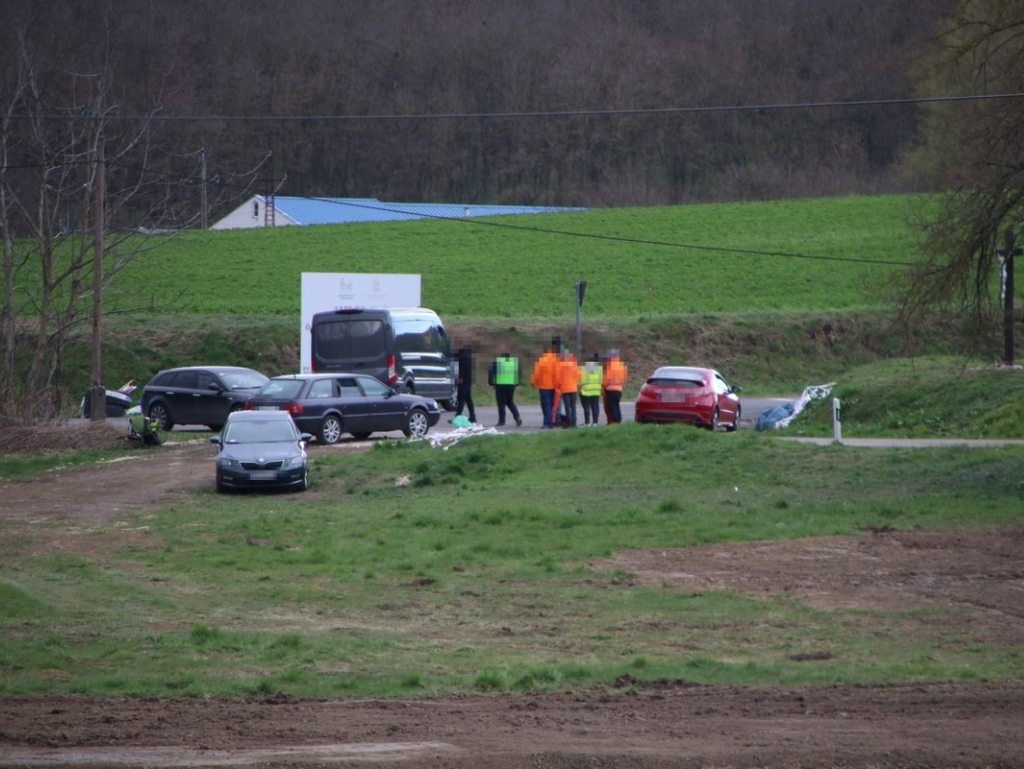 Tragedija na reliju: Automobil izletio sa ceste, najmanje četvero poginulih