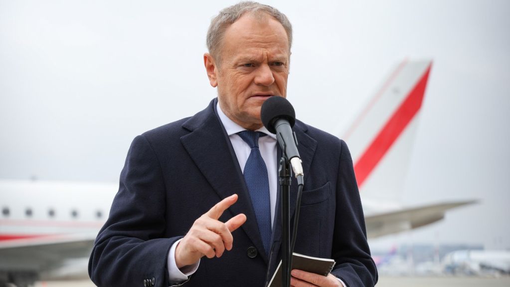 Tusk razbija mit o američkoj moći: Evropa ima više vojnika!