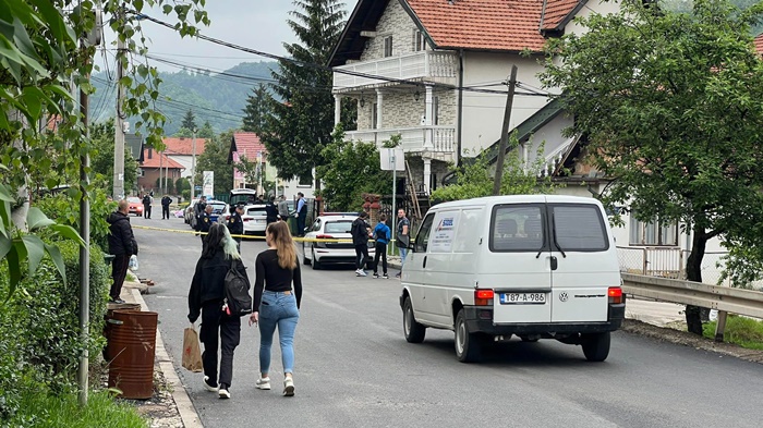 Tuzla: Muškarac se raznio bombom, teško povrijeđena ženska osoba