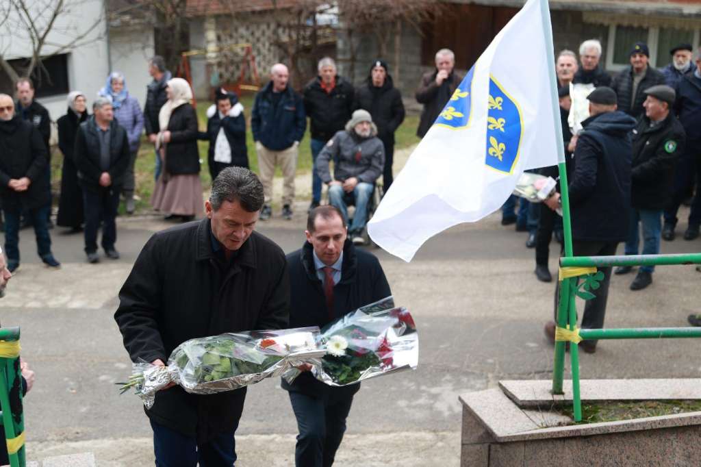 U Bihaću obilježena 30. godišnjica oslobađanja naselja Sokolac