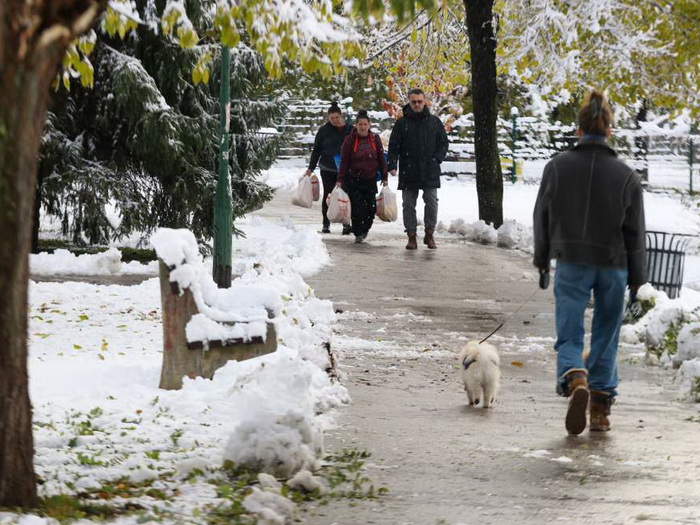 U Bosni jutros slab snijeg, u Hercegovini kiša, na Bjelašnici minus 10 stepeni