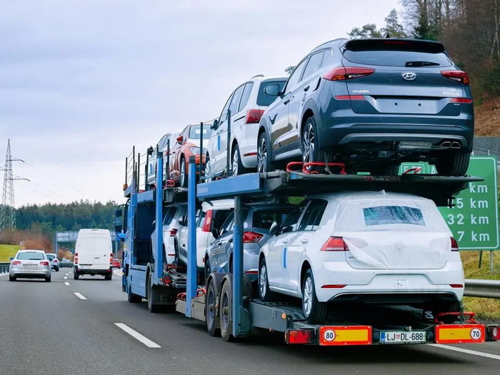 U Bosnu i Hercegovinu uvezeno 81.500 vozila ukupno plaćenih 1,2 milijarde KM