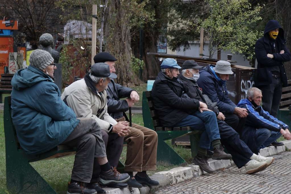 U FBiH enormno raste broj penzionera: 451.000 na 549.000 radnika