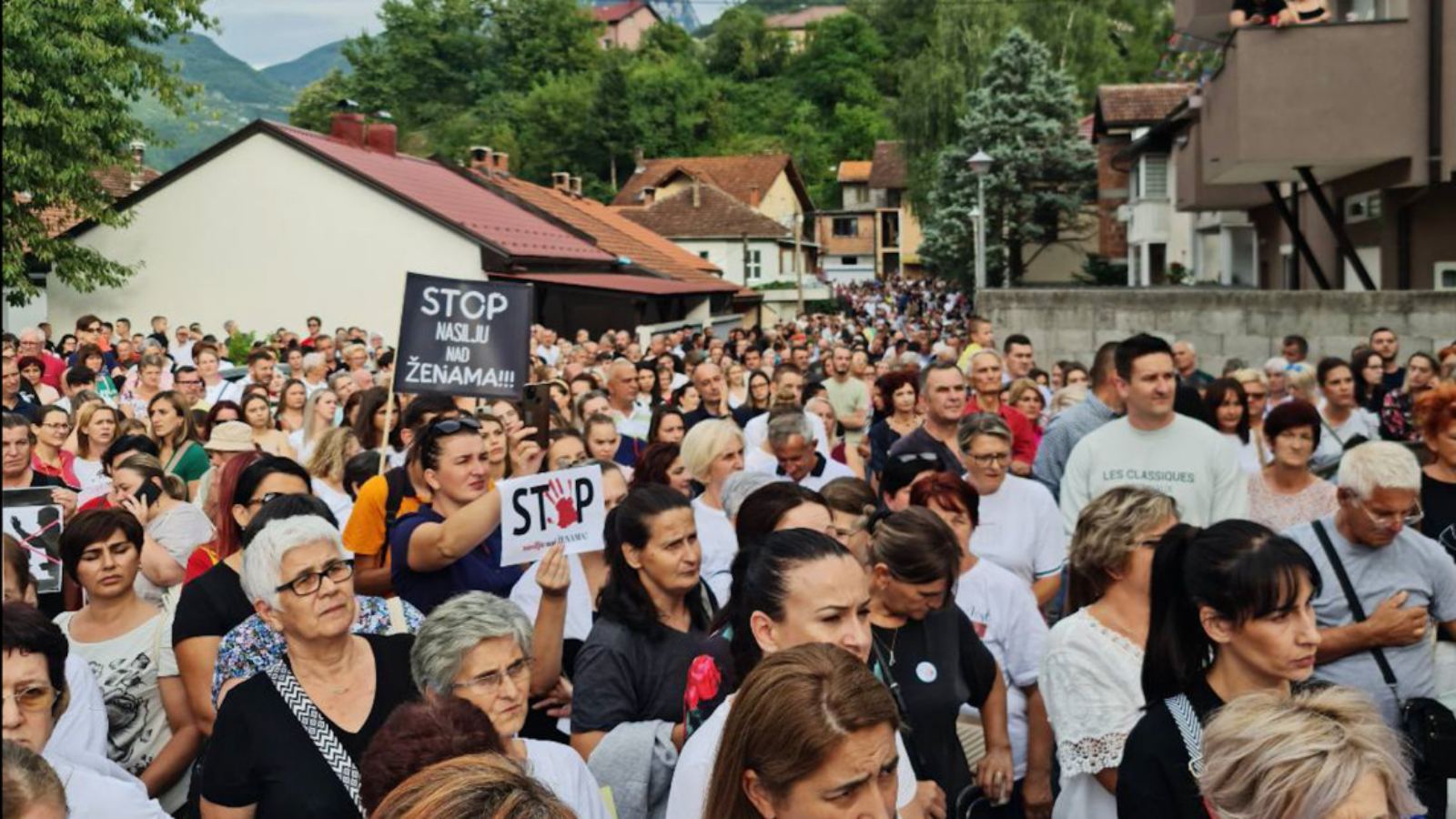 U Jablanici protest podrške pretučenoj radnici