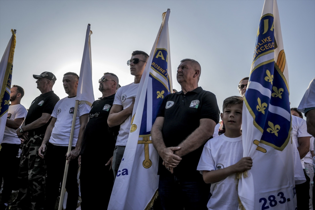 U Nezuku se okupili učesnici 'Marša mira', veliki broj mladih