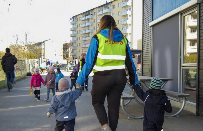 U Norveškoj se niži razredi vratili u školske klupe