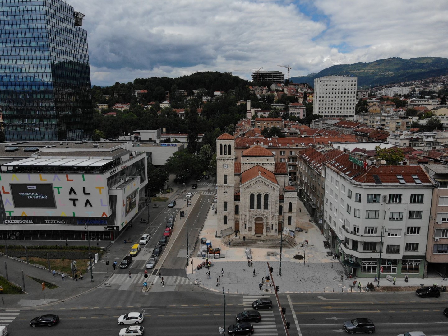 U općini Centar sutra u 12 sati sirene u znak sjećanja na žrtve genocida u Srebrenici