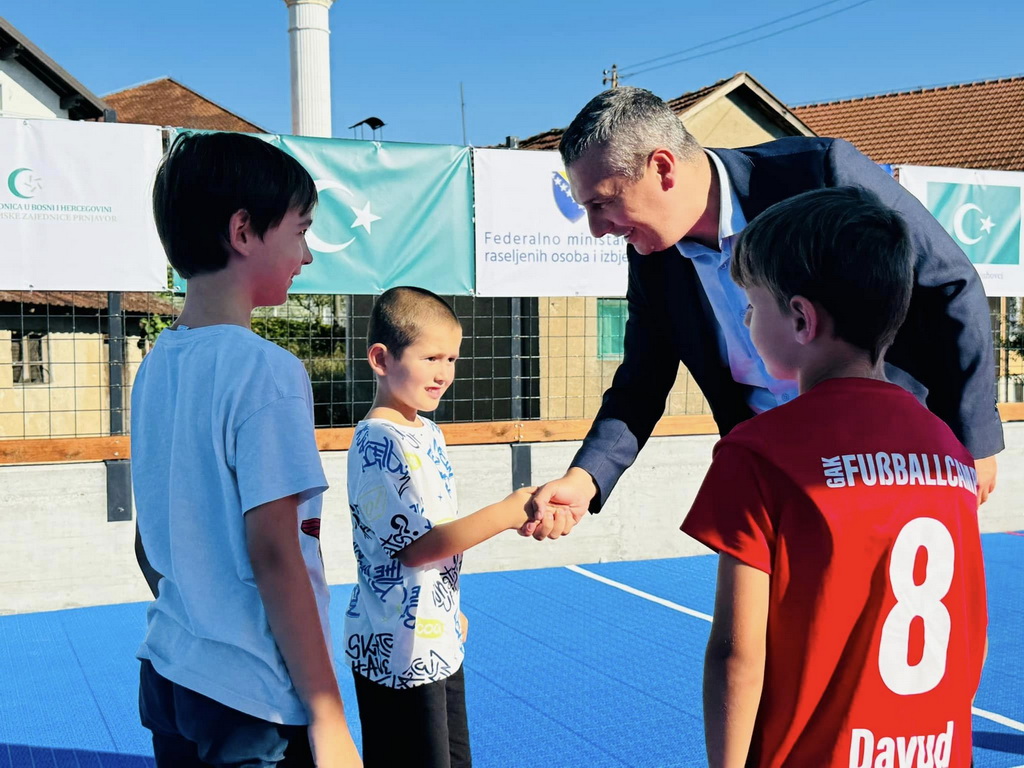 U povratničkom mjestu Konjuhovci završena izgradnja sportskog poligona za najmlađe