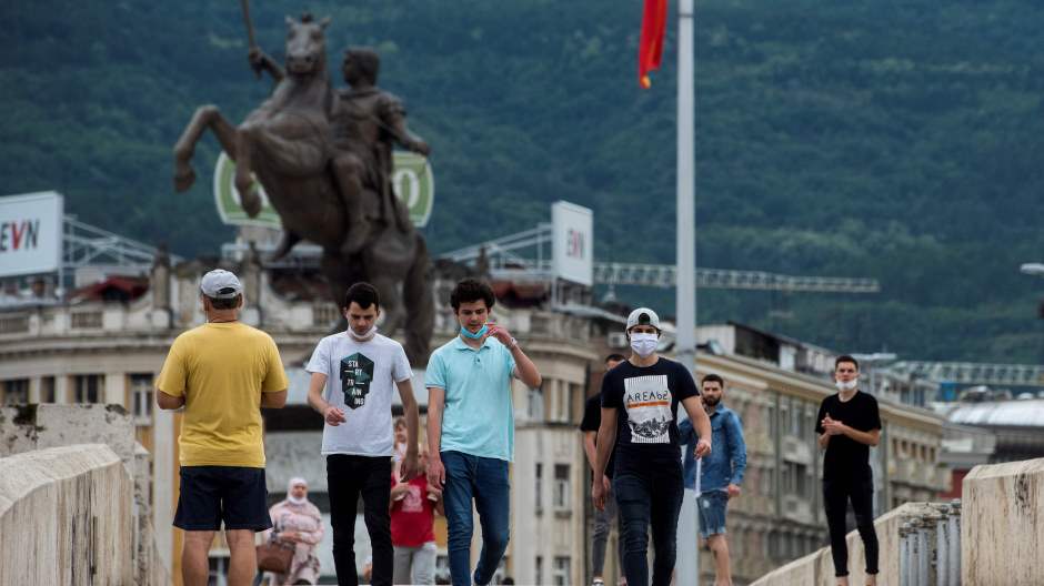 U S. Makedoniji se otvaraju ugostiteljski objekti, skraćen policijski sat