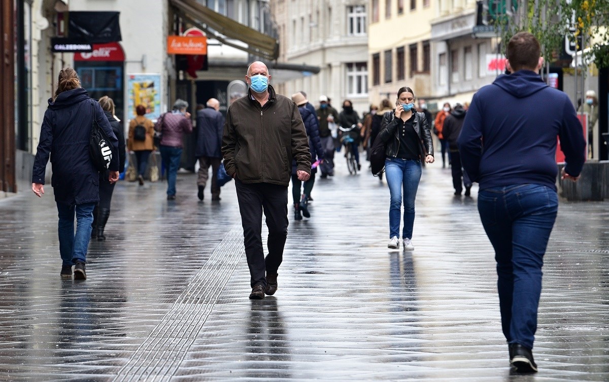 U Sloveniji od danas nove mjere, visok postotak pozitivnih testova