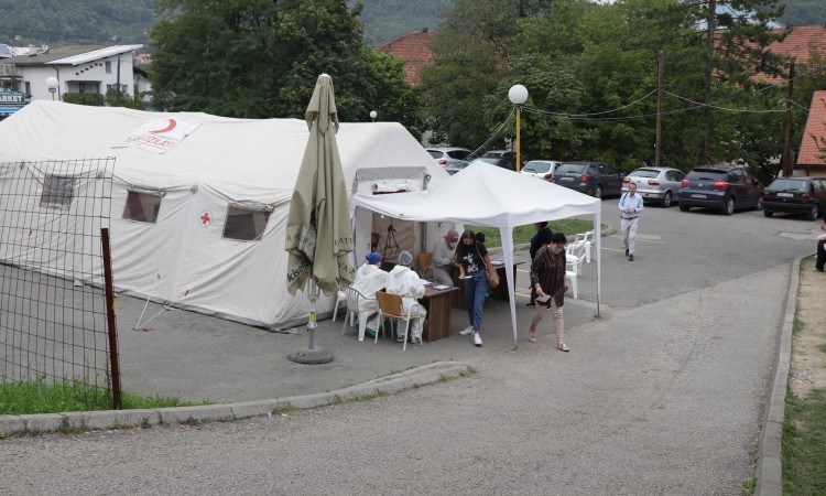 U Srbiji preminule 23, zaražene još 7.652 osobe