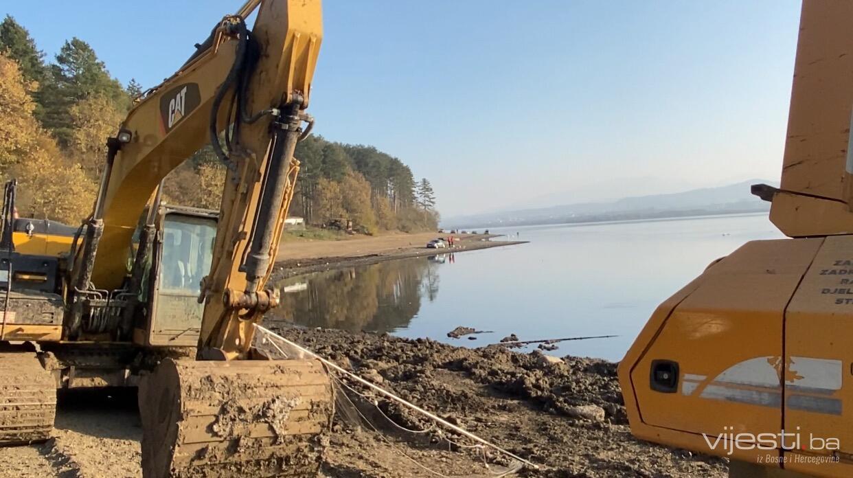 U toku radovi za čišće jezero Modrac, izdvojeno 75.000 KM