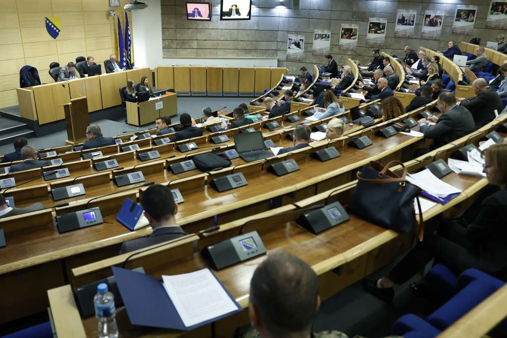 U toku vanredna sjednica Doma naroda Parlamenta FBiH