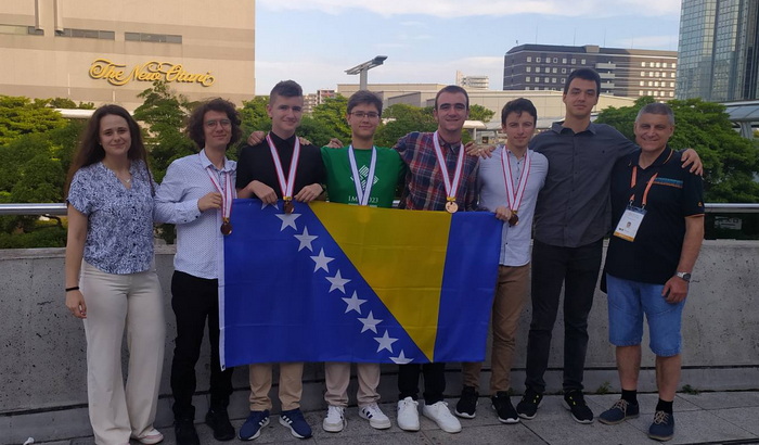 Učenici Iz Bih Osvojili Srebro I četiri Bronzane Medalje Na Matematičkoj Olimpijadi U Japanu 5759