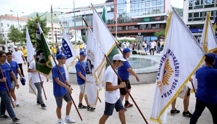 Učesnici manifestacije 'Odbrana BiH – Igman 2021' prodefilovali Sarajevom