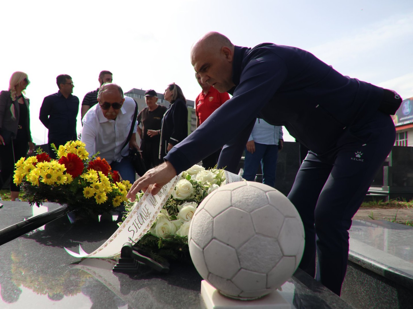 Učesnici Memorijalnog turnira posjetili Škijin grob