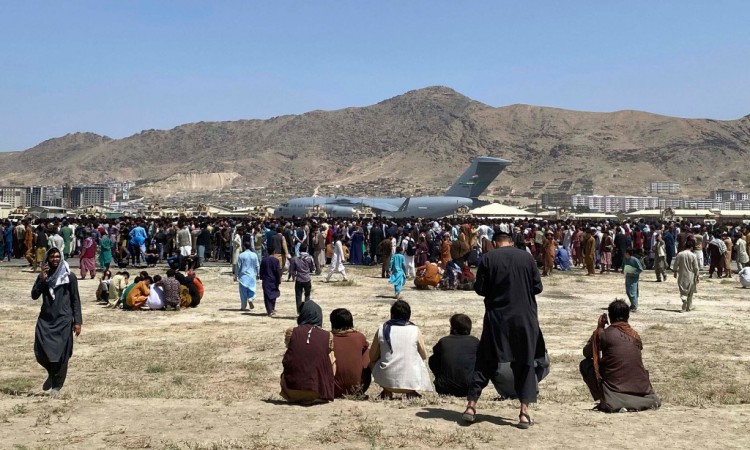 Upozorenje na opasnost od terorističkog napada na kabulskom aerodromu