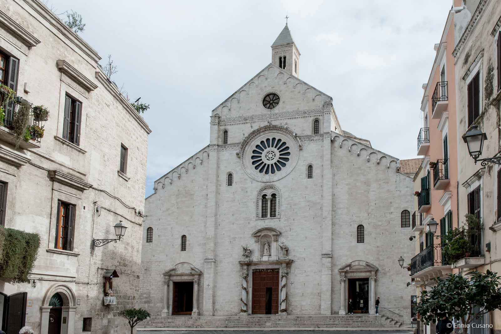 Užas u Italiji: U crkvi pronađeno tijelo bebe, osumnjičeni majka i svećenik