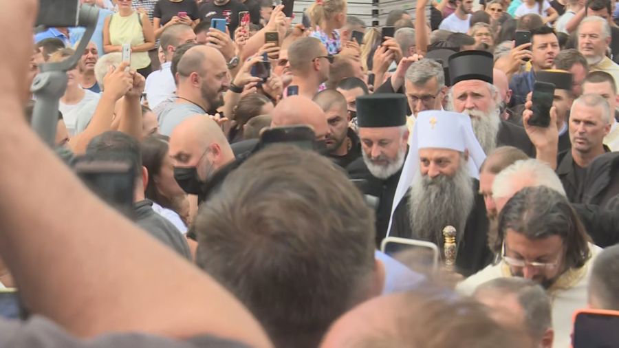 Porfirije i Joanikije stigli u Hram u Podgorici, u Cetinju mirno