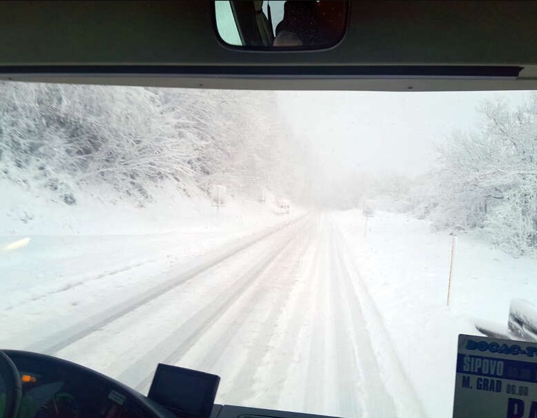 Vanredno stanje i na području Mrkonjić Grada, sela bez struje