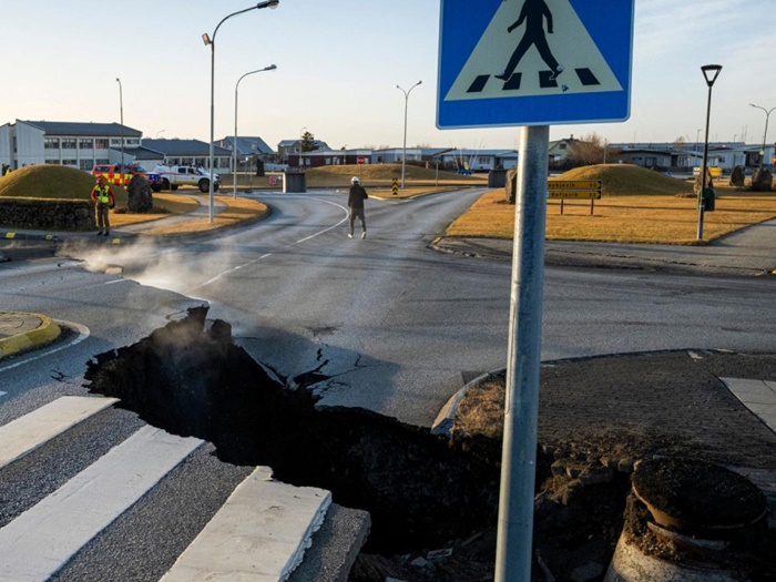 Vanredno stanje: Na Islandu se doslovno otvara zemlja