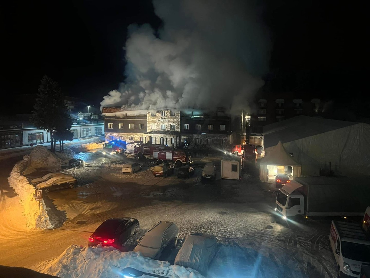 Veliki požar na Vlašiću: Izgorio poznati hotel