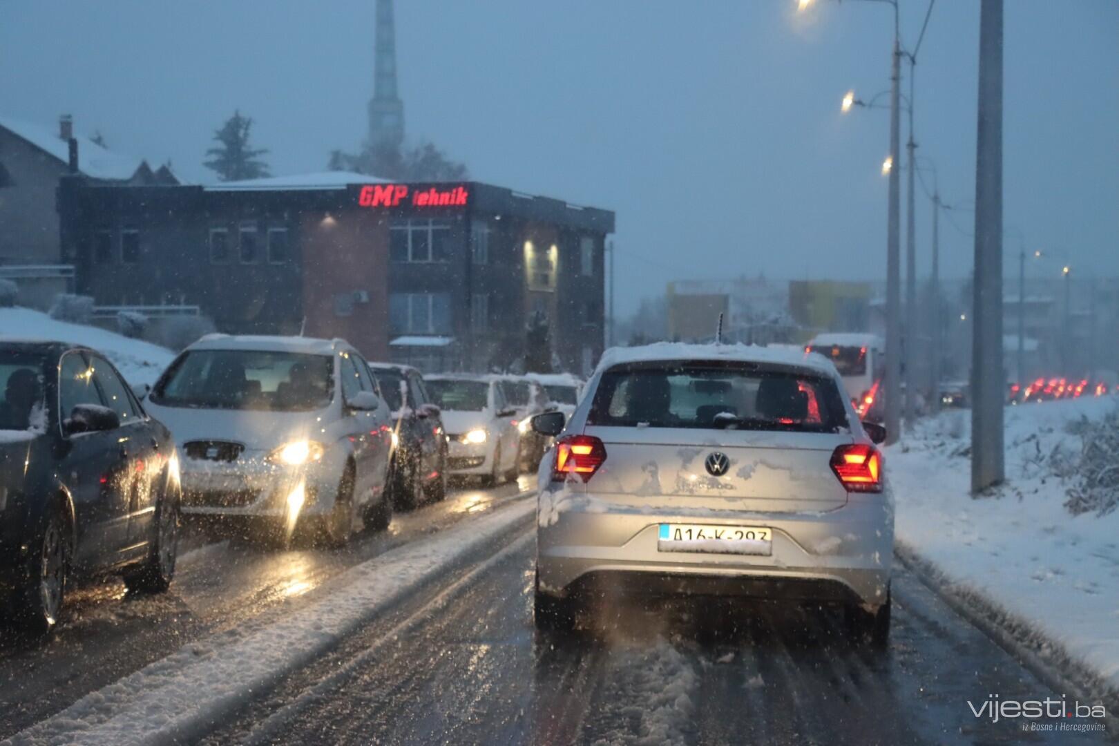 Video&Foto: Još jedan snijeg koji je blokirao glavni grad