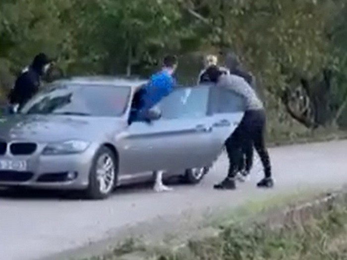 Video: Maskirani razbojnici napravili sačekušu mladićima u Širokom Brijegu