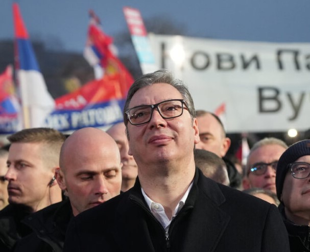 VIDEO / Vučić objavio spot pa postao predmet sprdnje: 'Pumpaj' BDP, penzije...