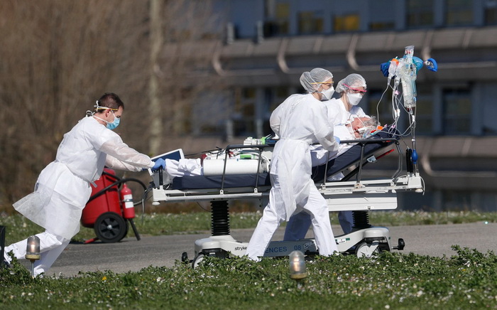 U najtežem danu pandemije u Španiji preminulo 514 osoba