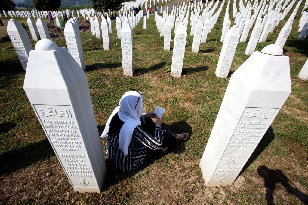 Vlada Holandije daje milion eura Memorijalnom centru Srebrenica