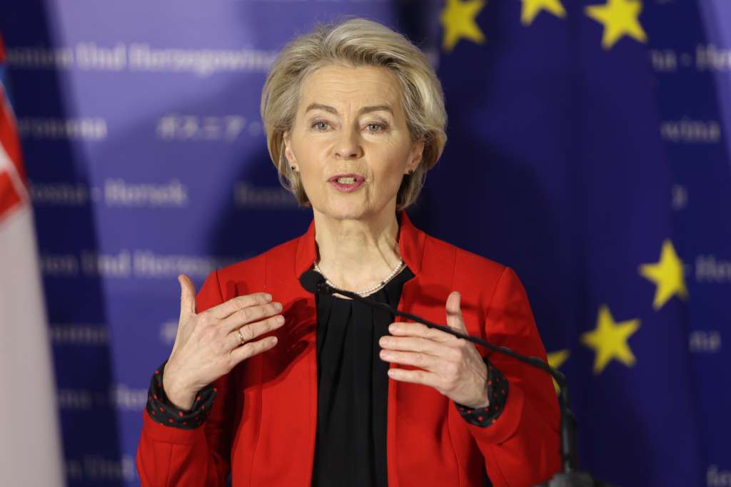 Von der Leyen najavljuje novi zakon o deportaciji migranata bez prava ostanka