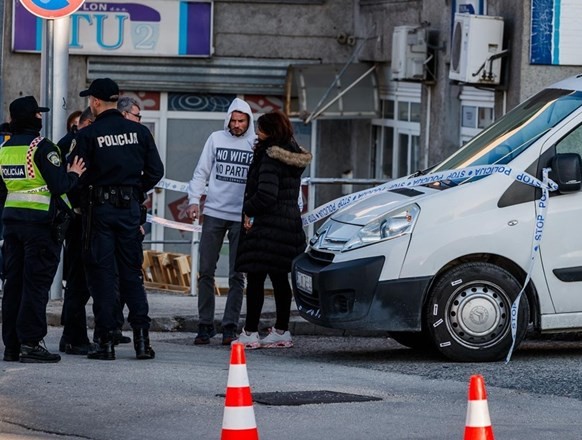 Vozaču kombija koji je udario učenike u Splitu prijeti tri godine zatvora