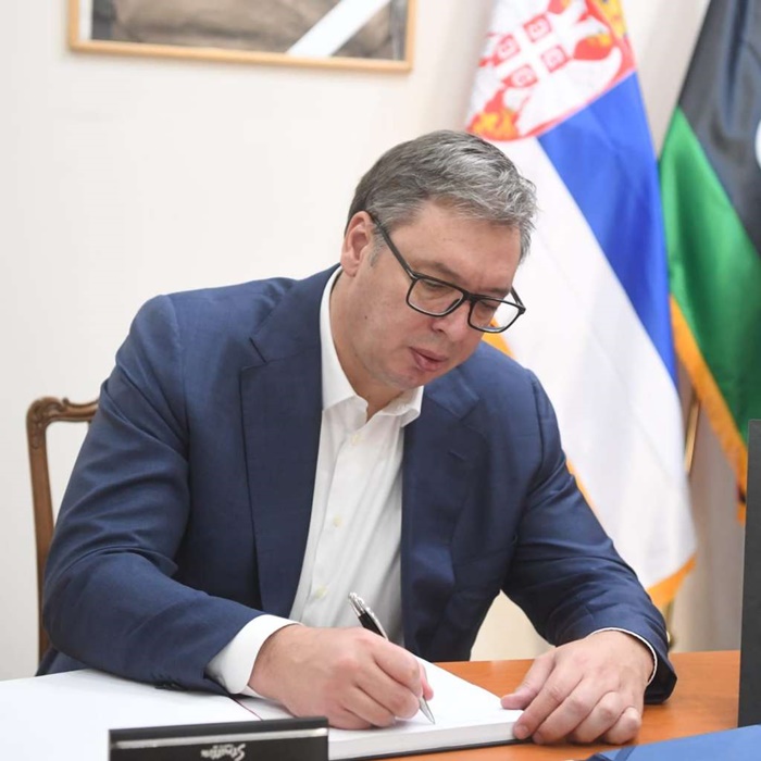 Vučić najavio parlamentarne izbore za 17. decembar