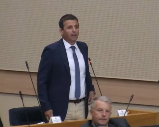 Vukanović traži ostavku Stevandića, stigao mu odgovor: "Rekao sam da ću pobiti..."