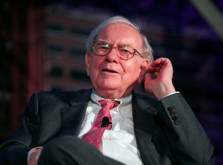 Warren Buffett neće podržati ni Trumpa ni Harris!