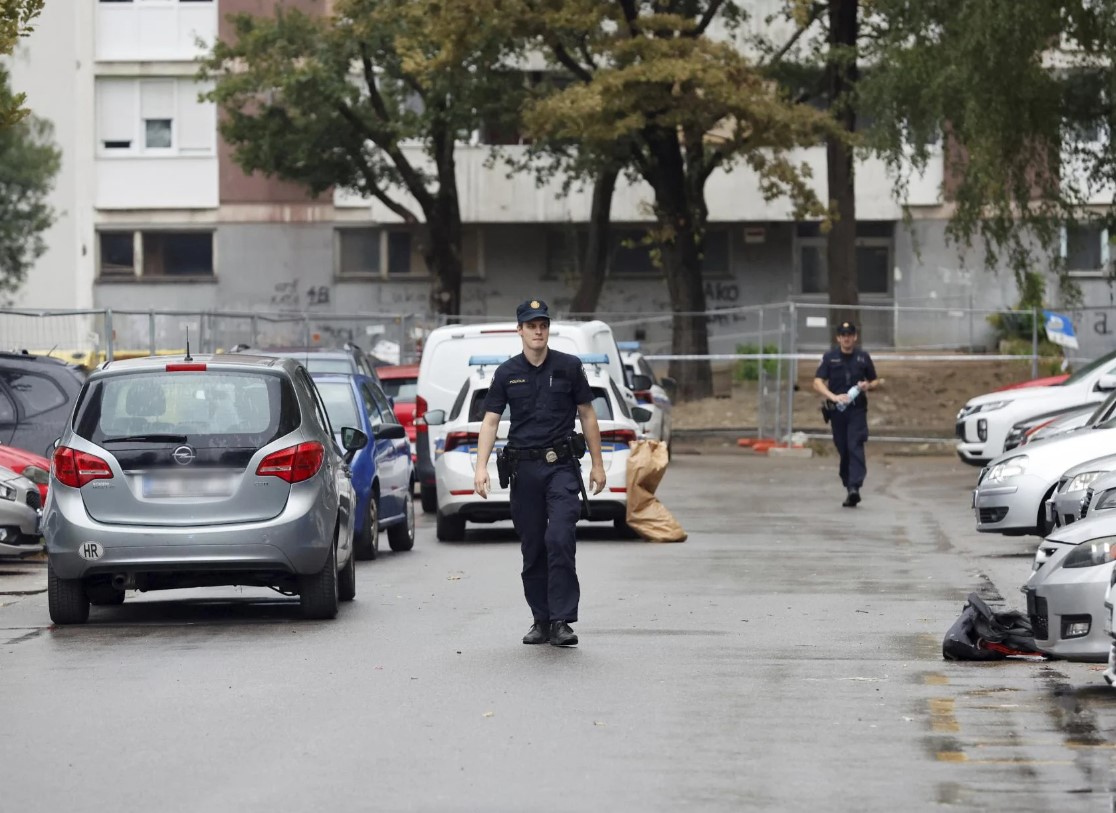 Zagreb: Muškarac ženu sačekao i ubio u hodniku zgrade pa u automobilu počinio samoubistvo