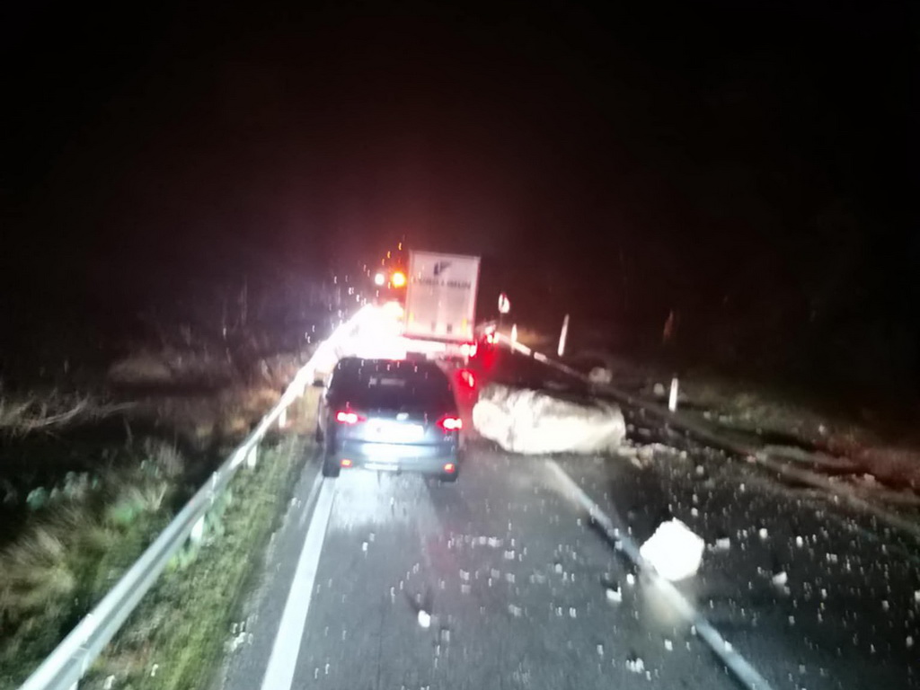 Veliki odron na magistralnom putu Jablanica - Mostar