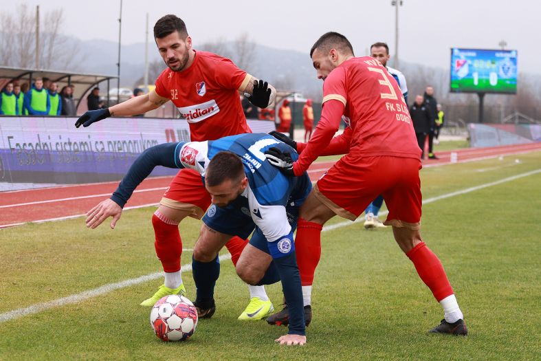 Željezničar izgubio od Sloge u utakmici sa šest golova