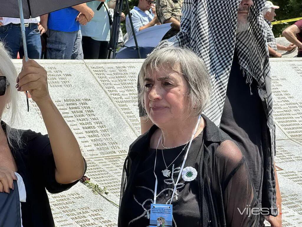 'Žene u crnom' i ovog 11. jula u Potočarima odale počast žrtvama genocida