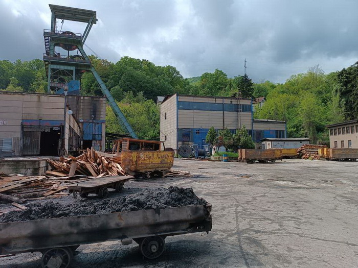 Zeničkim rudarima tri zaostale plaće, 250 radnika na čekanju radit će na izvlačenju čela