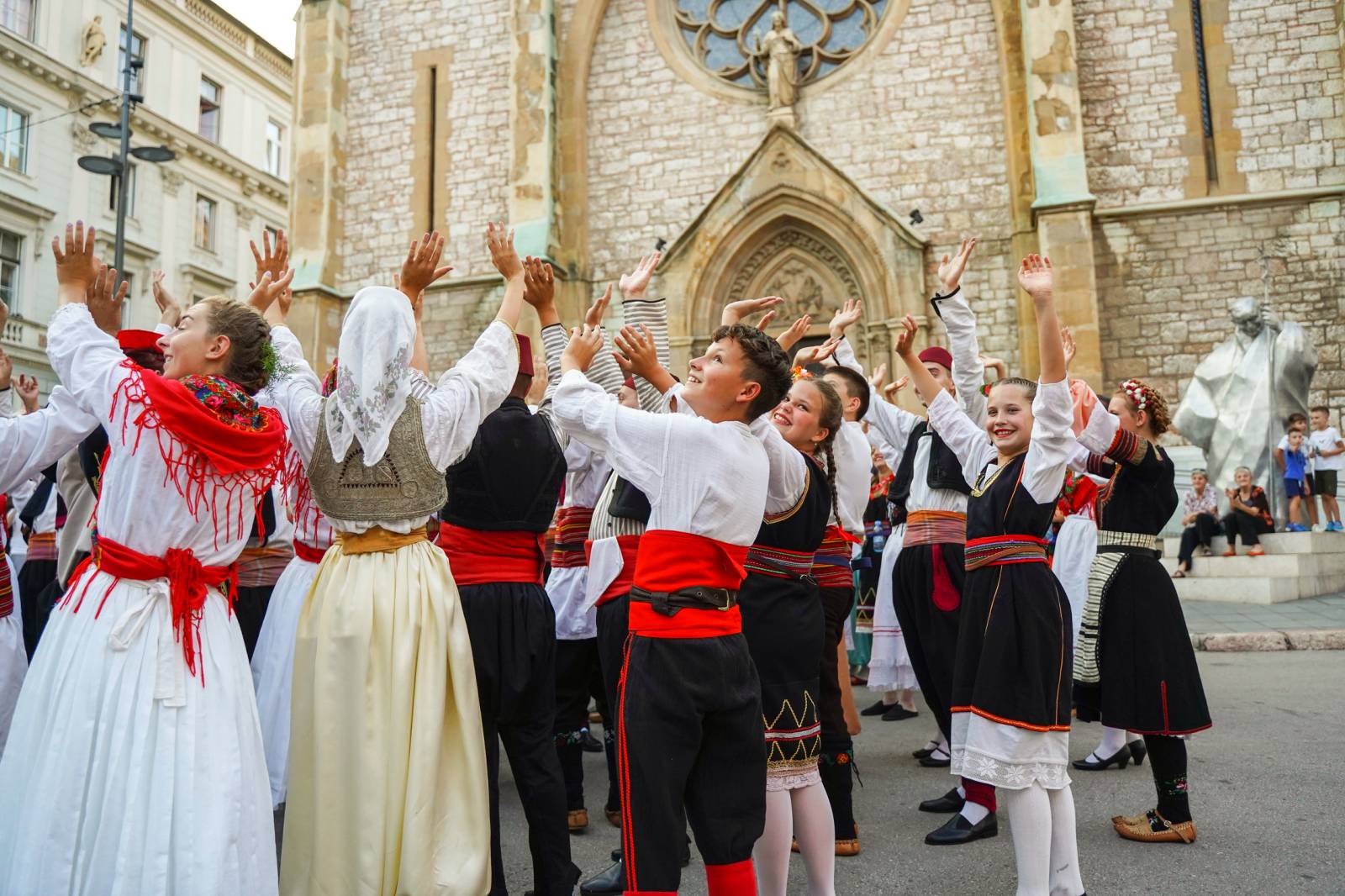 Sutra Počinje Internacionalni Festival Folklora Sarajevo