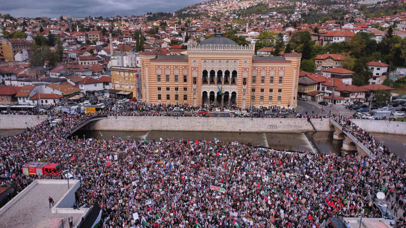 Foto/Video: Pogledajte Skup Podrške Palestini U Sarajevu Iz Zraka